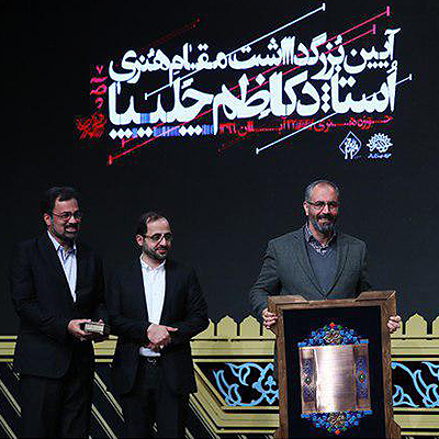 چلیپا یکی از رکنهای هنر انقلاب اسلامی است