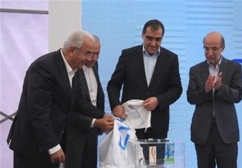 Iran Unveils Three New Homegrown Medicines