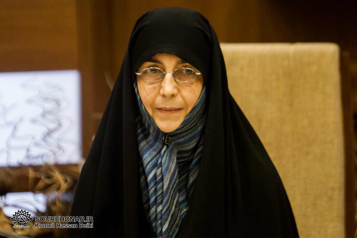 مصاحبه با کلر ژوبرت، مترجم فرانسوی