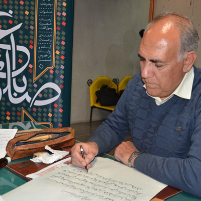 ورک‌شاپ خوشنویسی «باغ صلوات» در زنجان برگزار شد