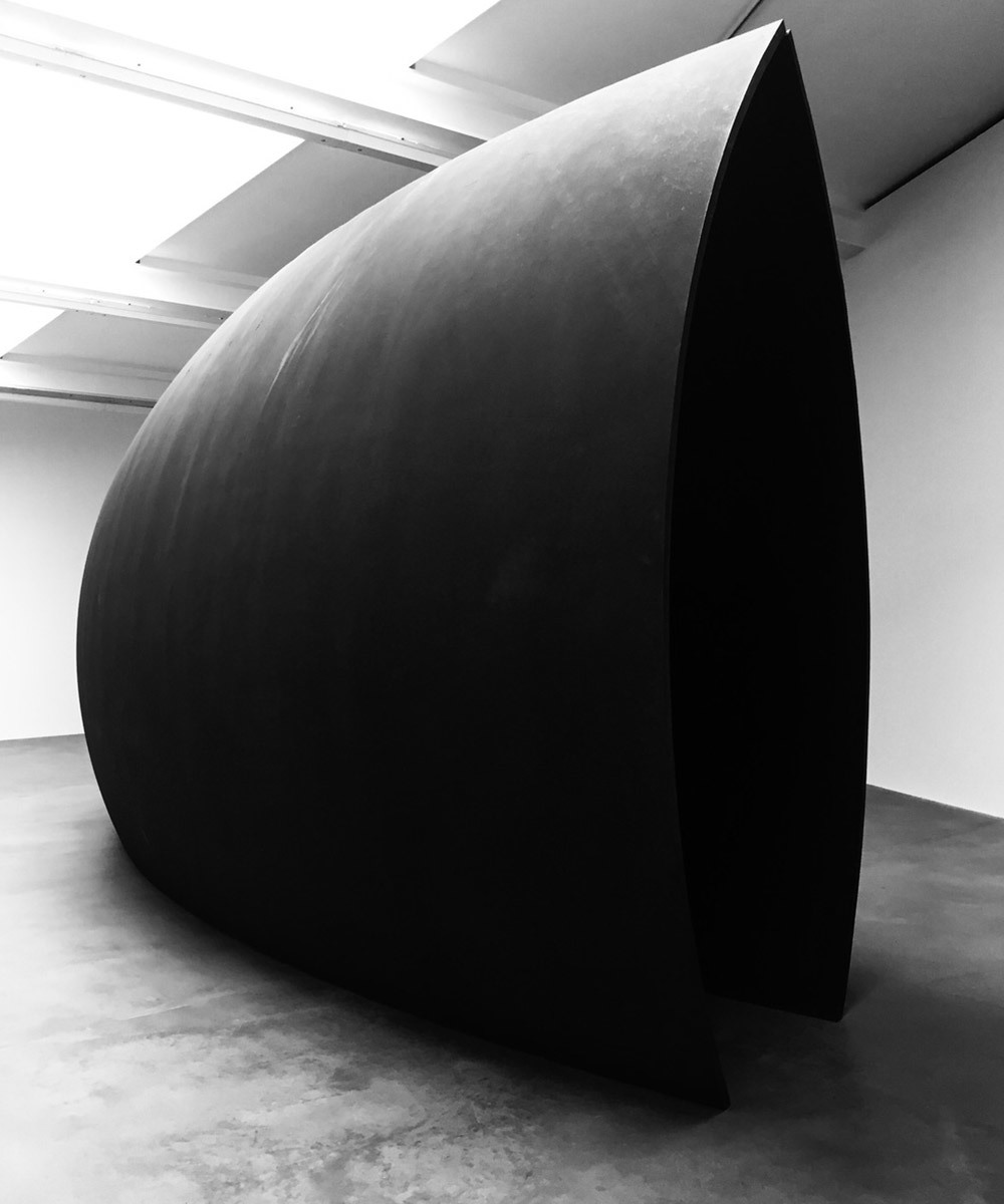 تعدادی از مجسمه های Richard Serra