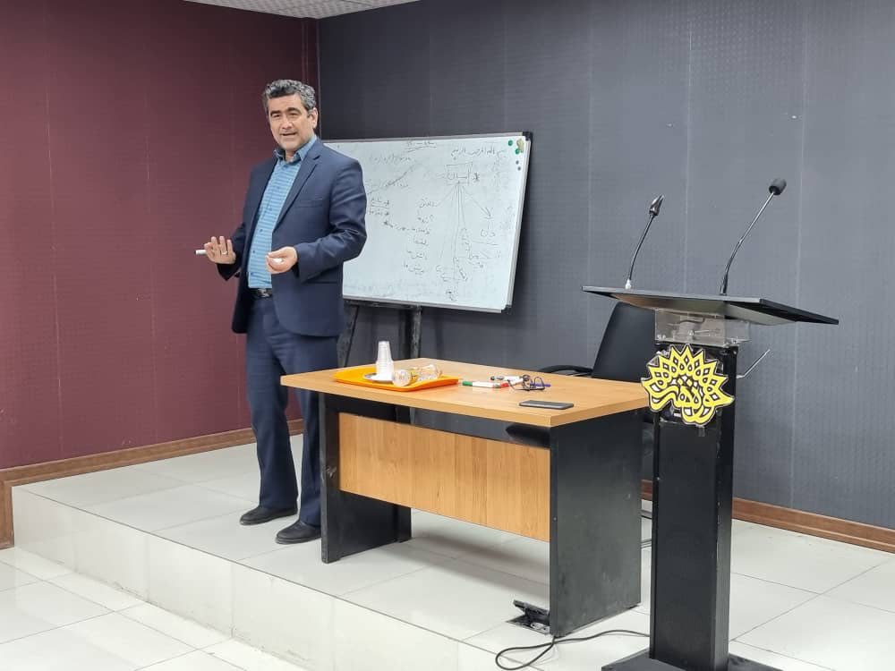 کارگاه تخصصی آشنایی با مبانی تاریخ شفاهی در اهواز برگزار شد